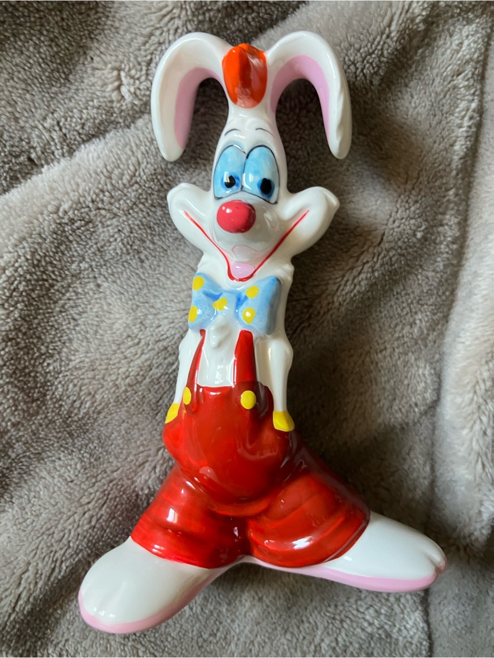 Vintage Disney Roger Rabbit 4.5" Ceramic Figurine - Japan